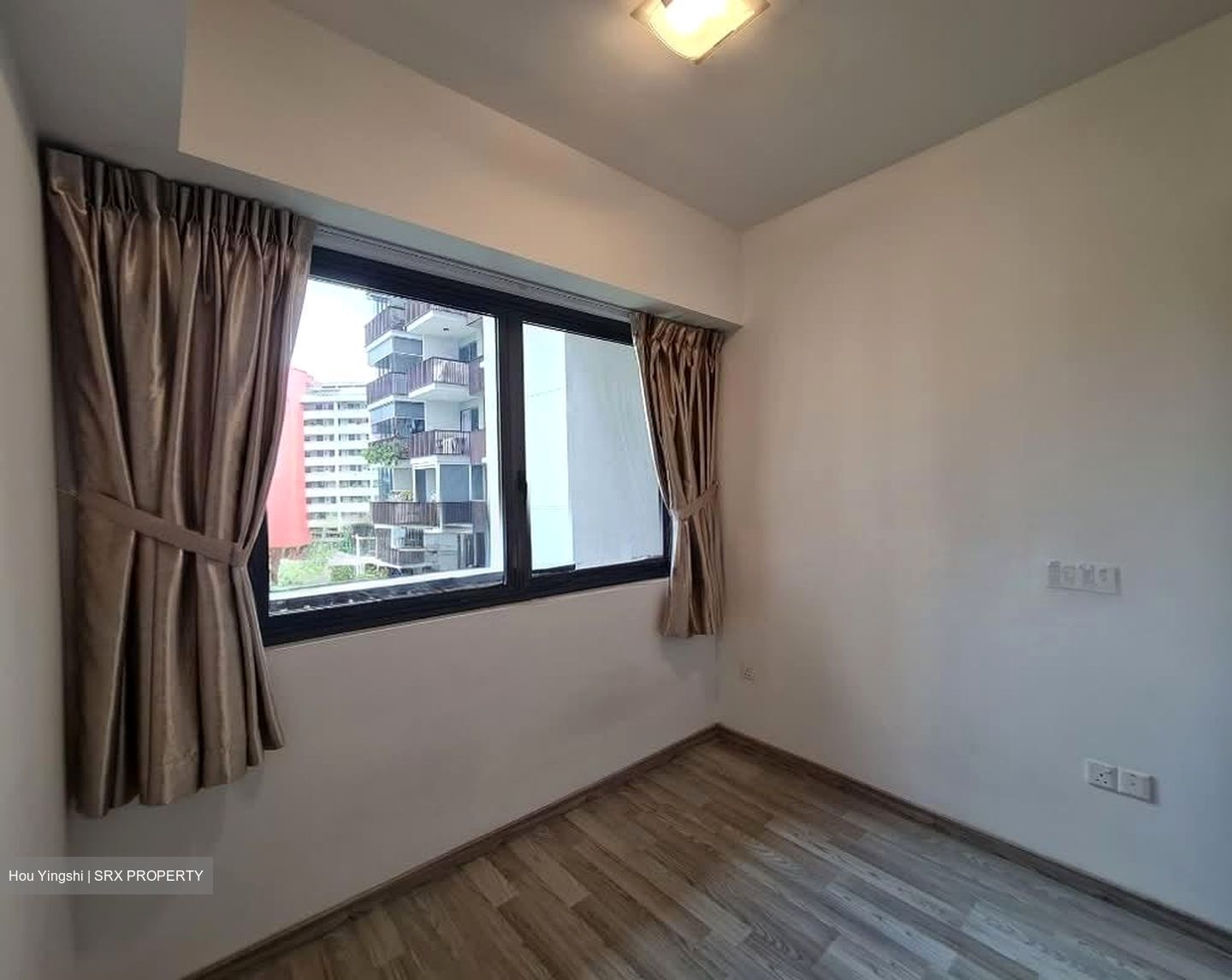 Lakeville (D22), Condominium #558712581
